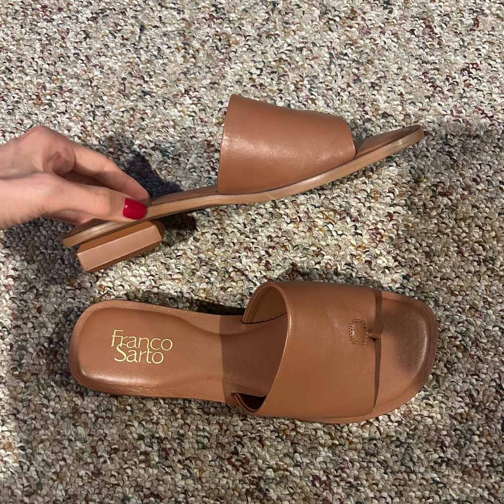 Franco Sarto Brown Leather Sandals Minimalist Design - Picture 2 of 2